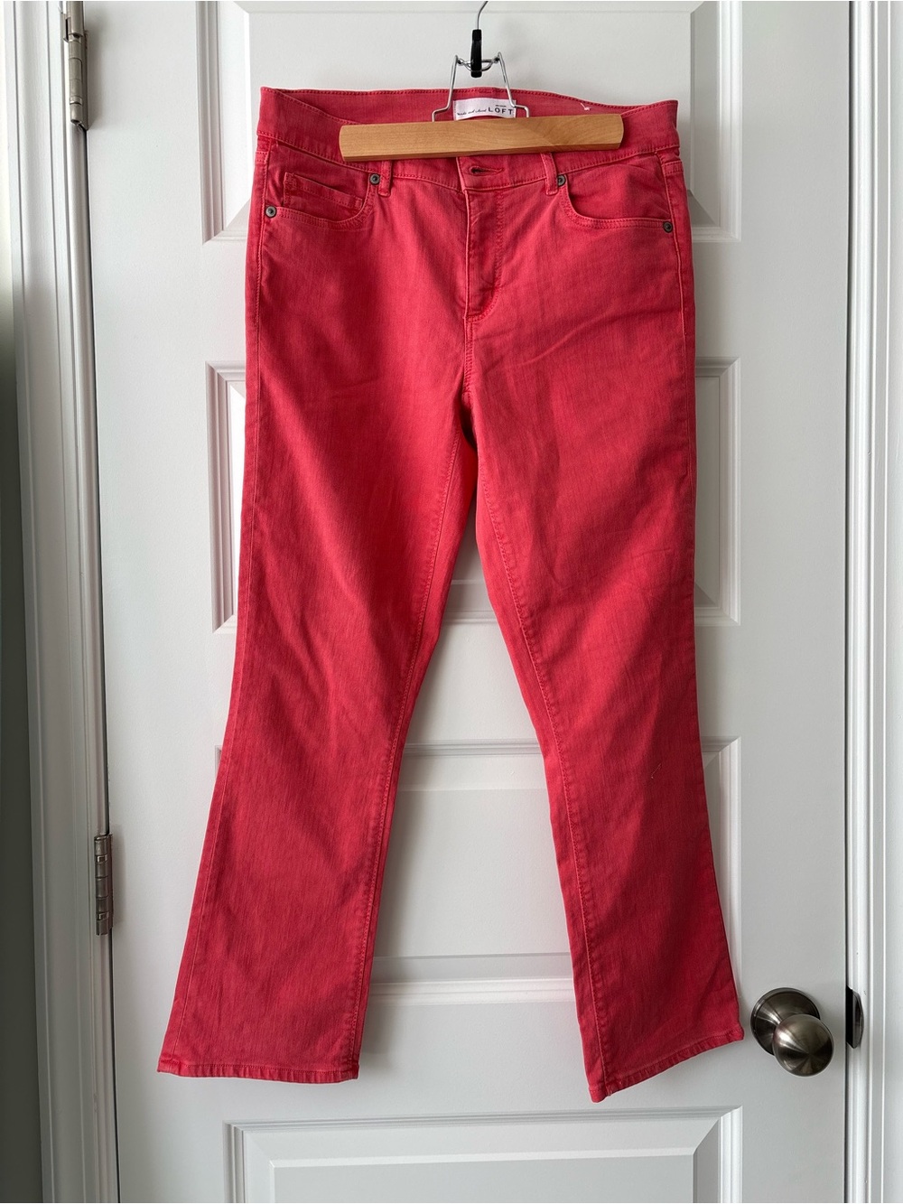 LOFT Red Modern Kick Crop Pants Size 27/4